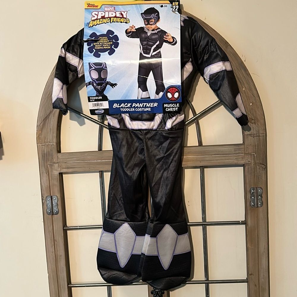 Marvel costume size 2T/3T